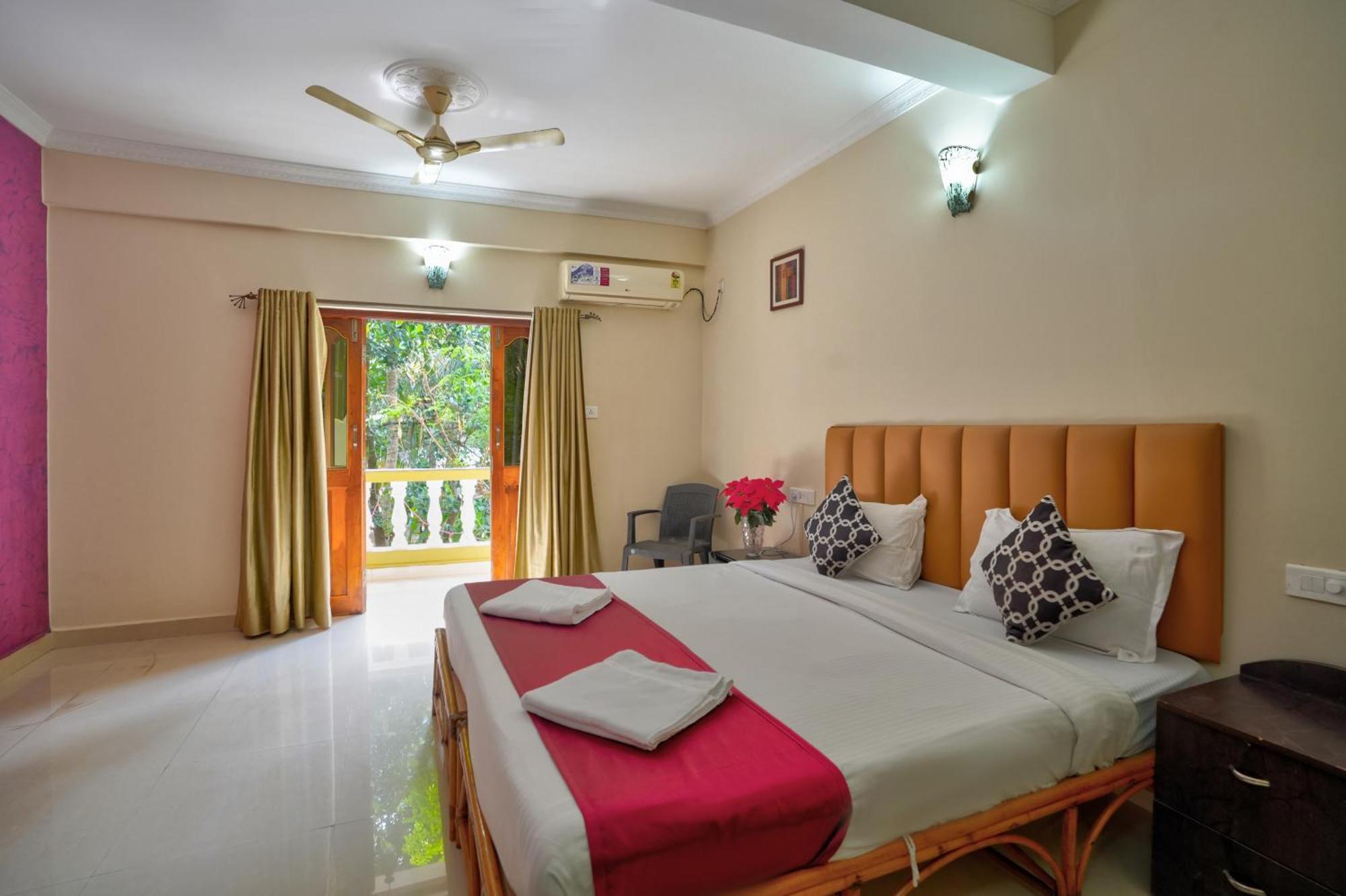 Hotel Leela Inn Candolim Marmagao Exterior photo