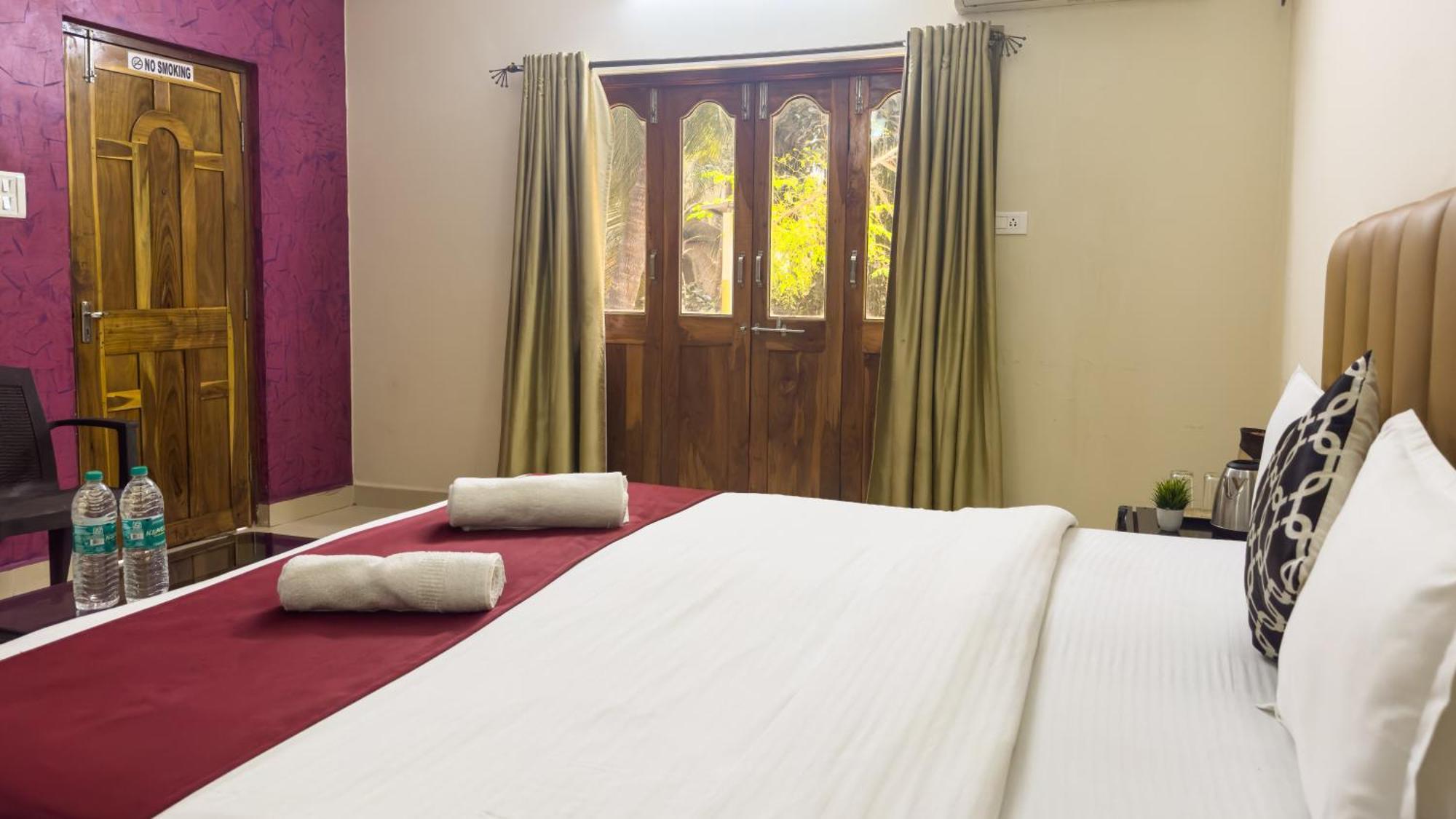 Hotel Leela Inn Candolim Marmagao Exterior photo