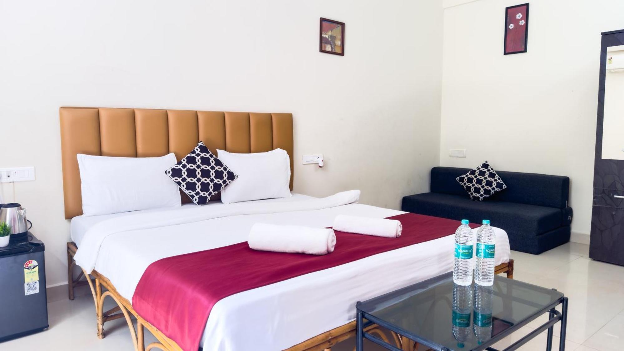 Hotel Leela Inn Candolim Marmagao Exterior photo