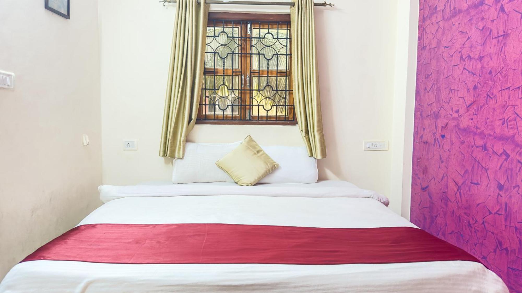 Hotel Leela Inn Candolim Marmagao Exterior photo