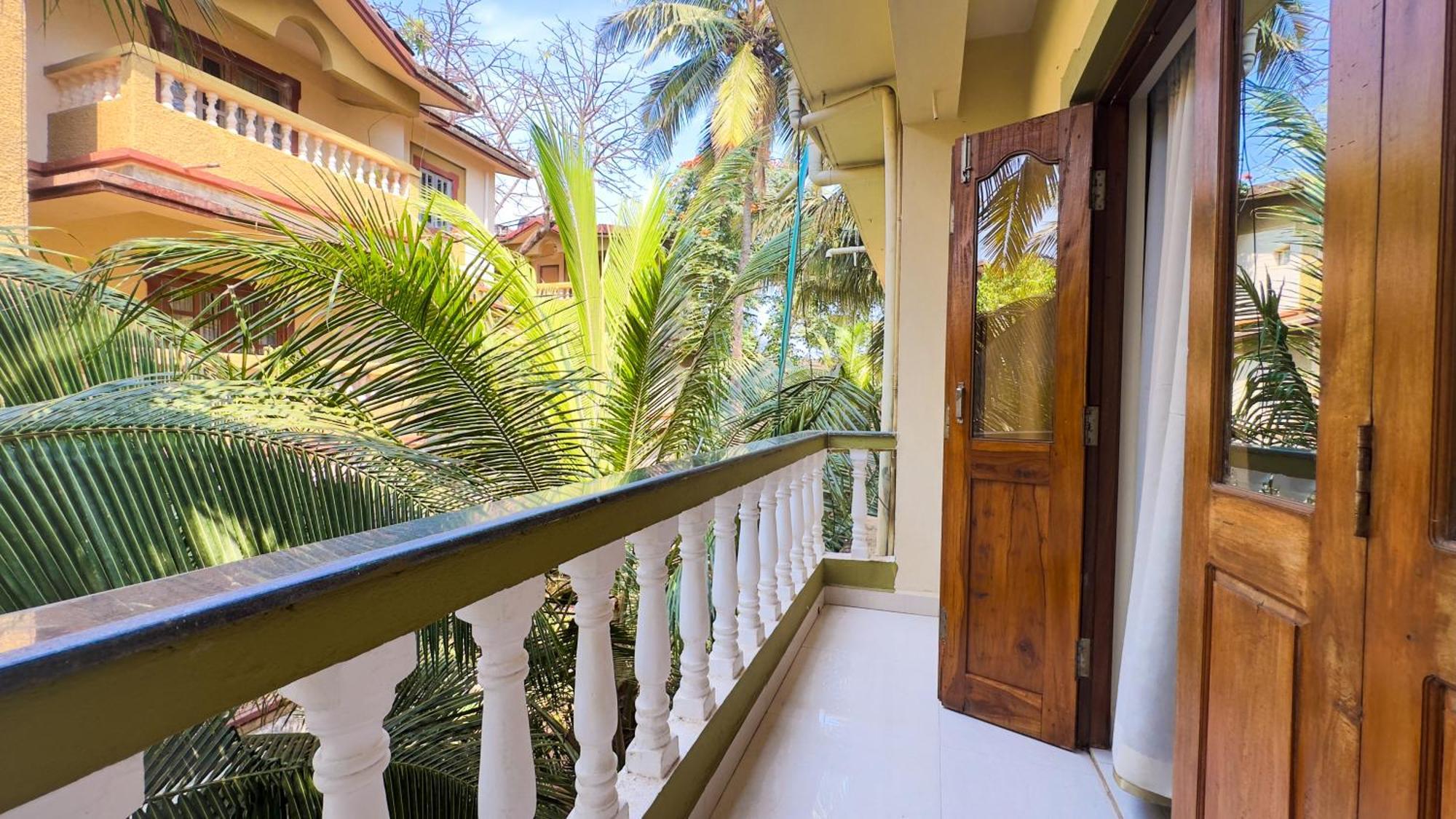 Hotel Leela Inn Candolim Marmagao Exterior photo