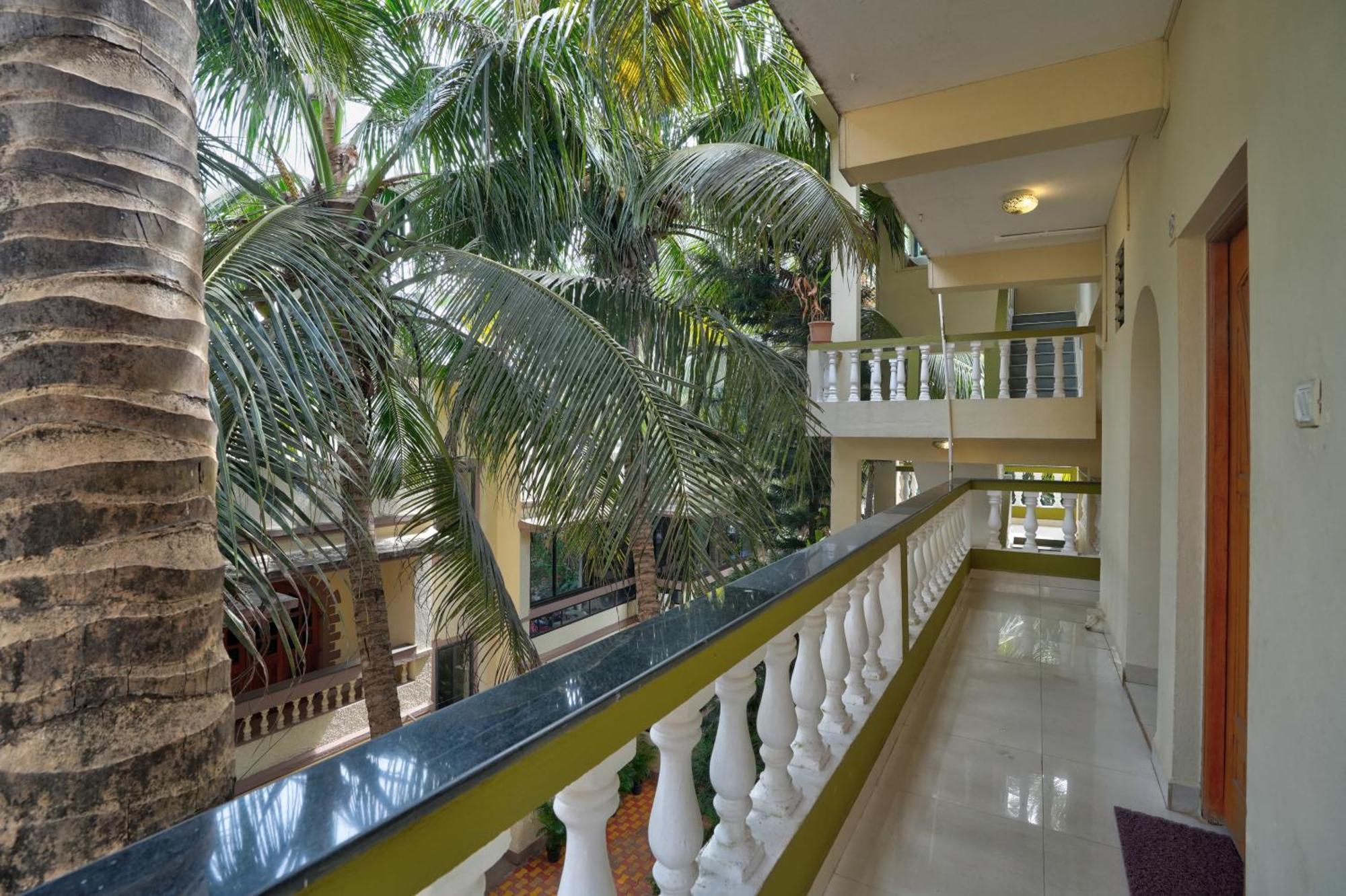 Hotel Leela Inn Candolim Marmagao Exterior photo