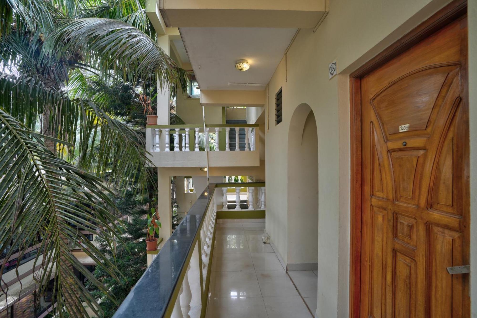 Hotel Leela Inn Candolim Marmagao Exterior photo