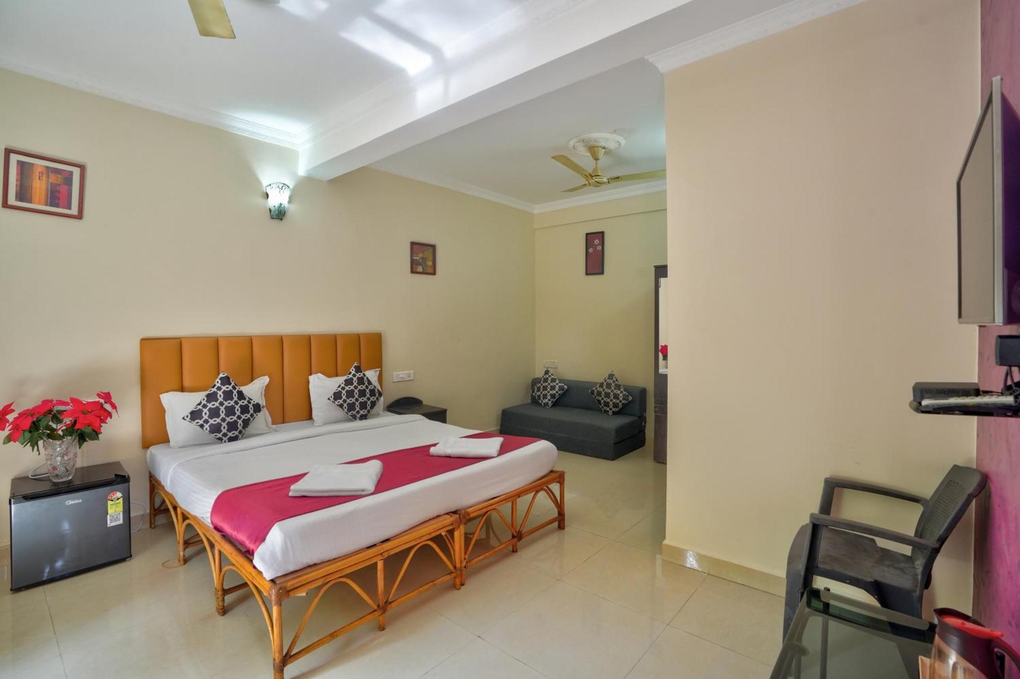 Hotel Leela Inn Candolim Marmagao Exterior photo