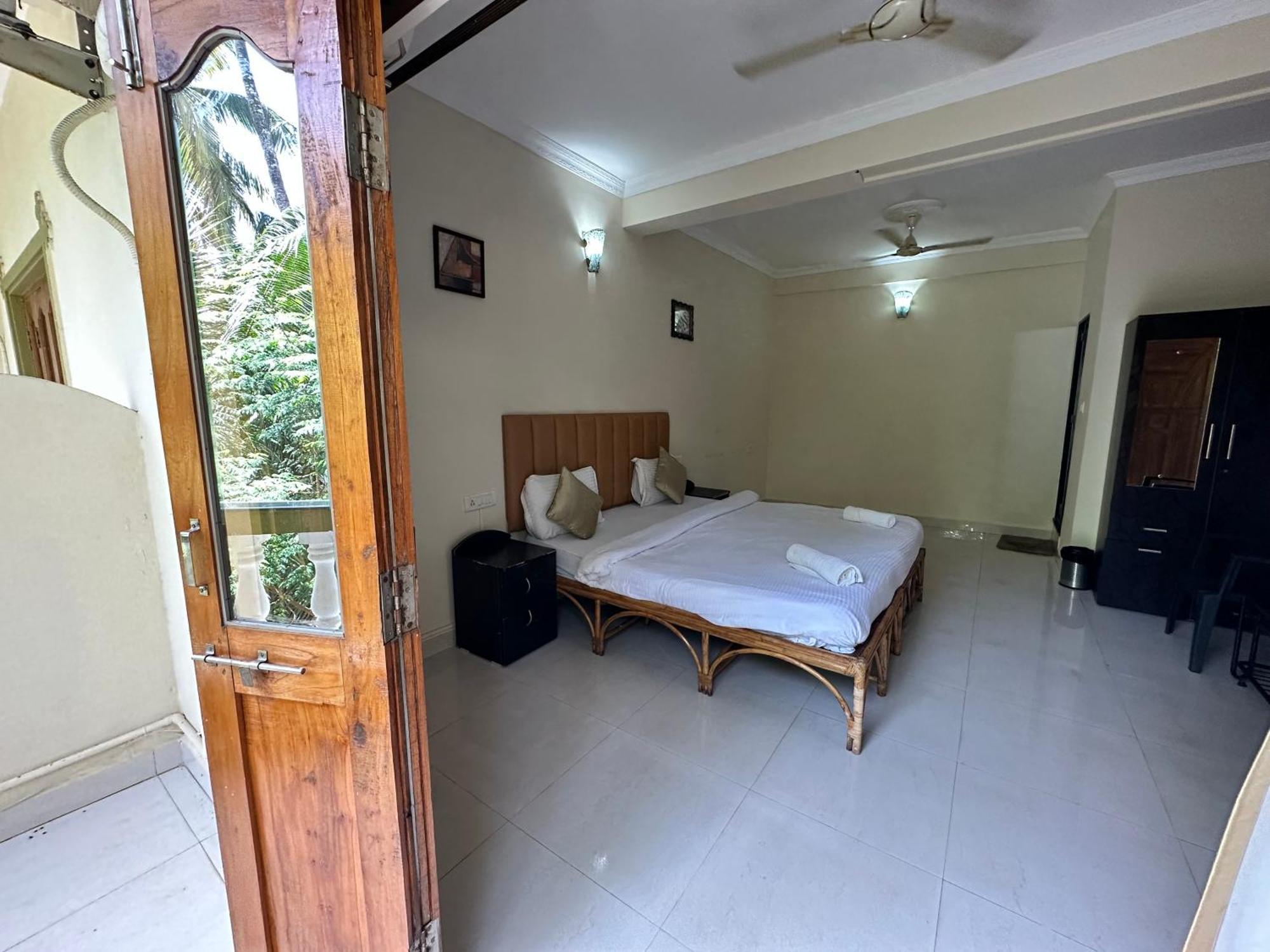 Hotel Leela Inn Candolim Marmagao Exterior photo