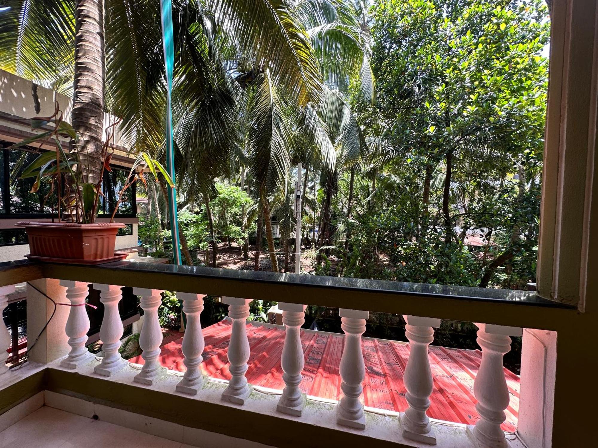 Hotel Leela Inn Candolim Marmagao Exterior photo